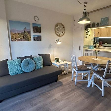 Huebsche Ferienwohnung Mit 2 Schlafzimmern, Pool Und Wlan, Strandnaehe Кальяо-Сальвахе Екстер'єр фото