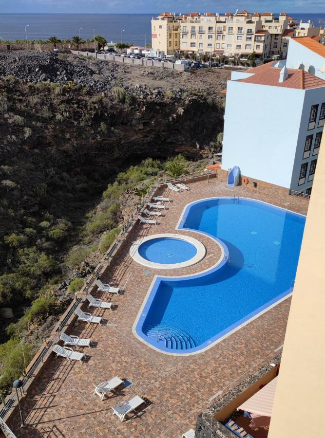 Huebsche Ferienwohnung Mit 2 Schlafzimmern, Pool Und Wlan, Strandnaehe Кальяо-Сальвахе Екстер'єр фото